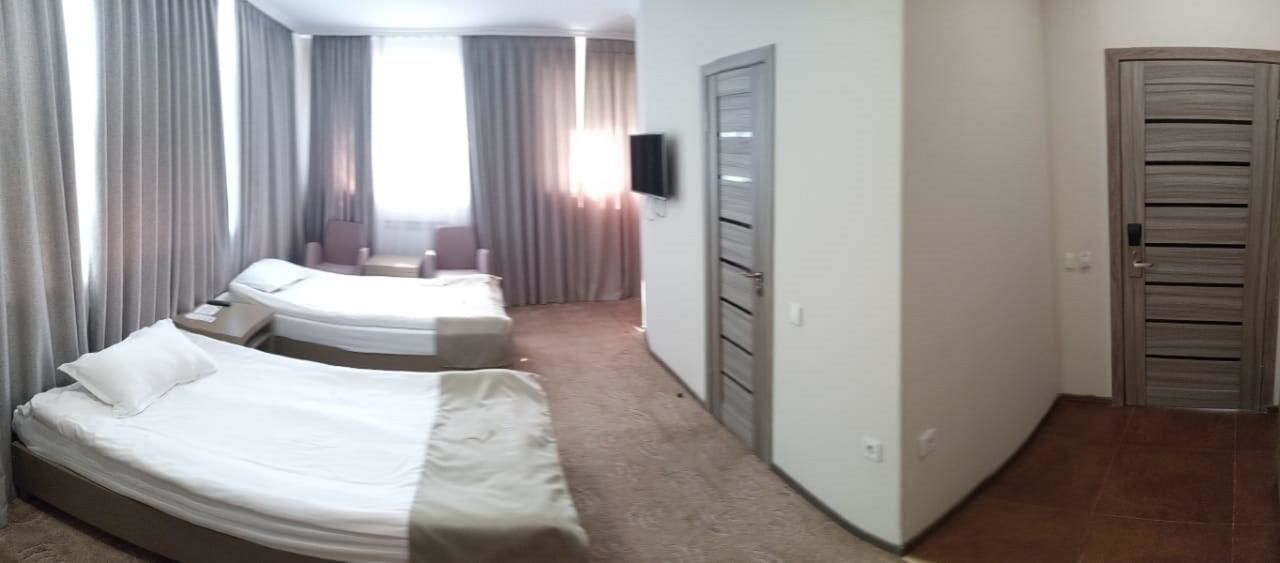 Отель Renion Hotel Алматы