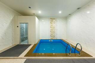 Отель Renion Hotel Алматы-2