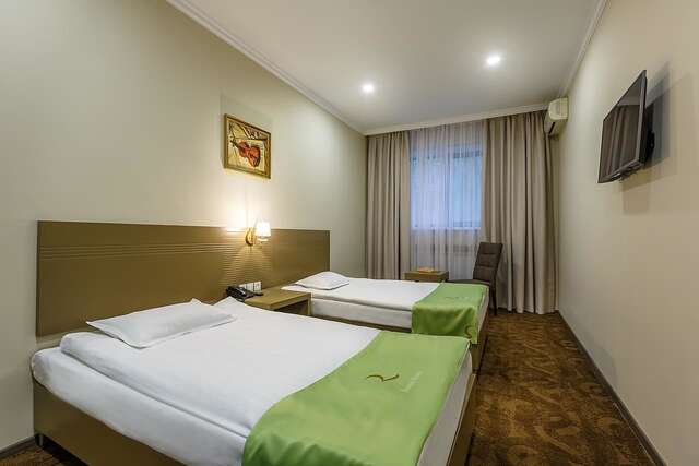 Отель Renion Hotel Алматы-15