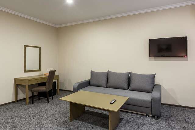 Отель Renion Hotel Алматы-22